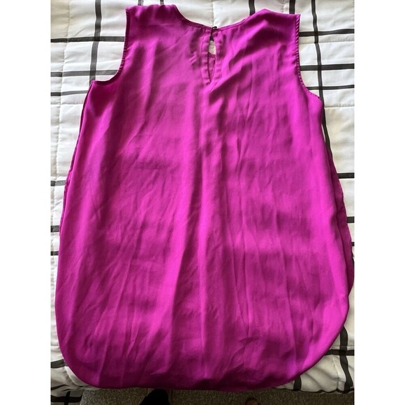 Vince Camuto Chiffon Sleeveless Top Crew Neck Solid Fushia Sz M Blouse - Picture 4 of 6